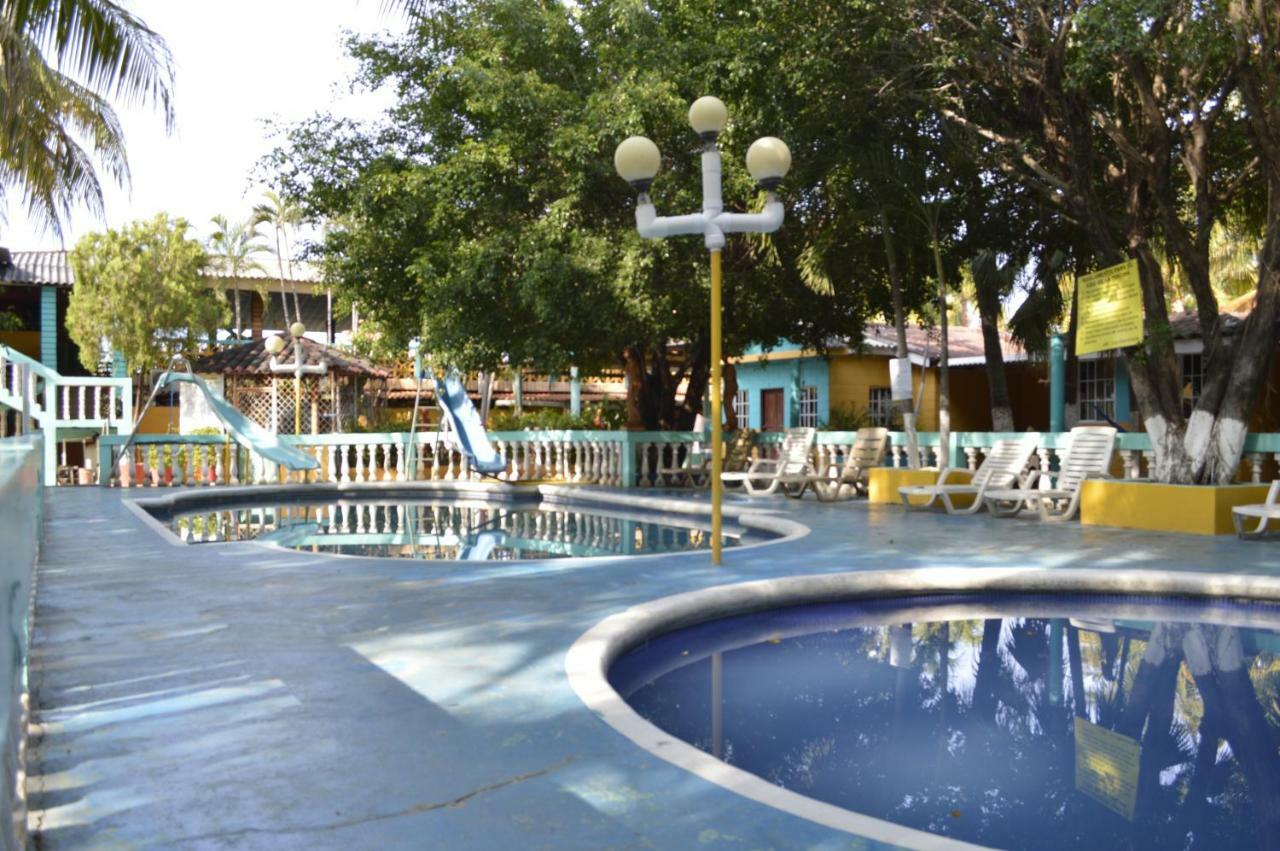 Hotel Leones Marinos San Miguel Exterior foto